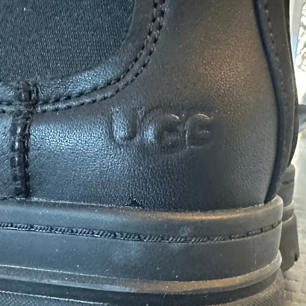 Ugg Black Leather Ankle Boots - Picture 4 of 4